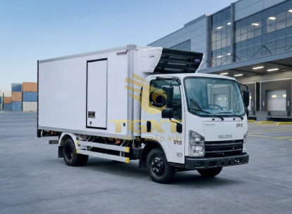 ISUZU QKR210 Thùng Đông lạnh